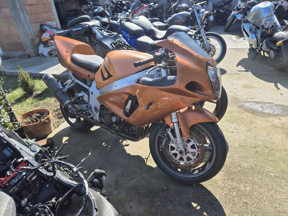 Suzuki srad 600 на части