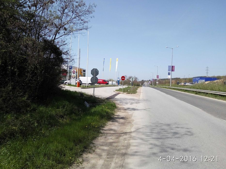 Продава се Парцел в Велико Търново, Промишлена зона - Запад - 700 кв.м за 37 €/кв.м - Снимка #4