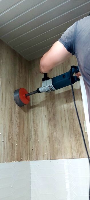 Девор тешиш сухой Алмазные сверления пылесосом  услуги перфоратор