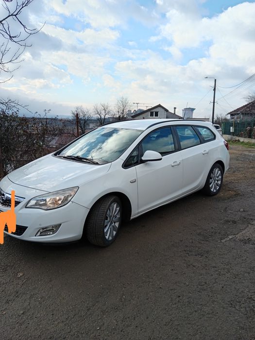 Vind Opel Astra Sport tourer