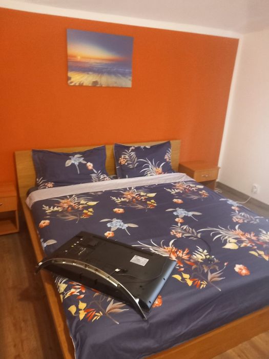 De inchiriat etaj in vila cu intrare separata