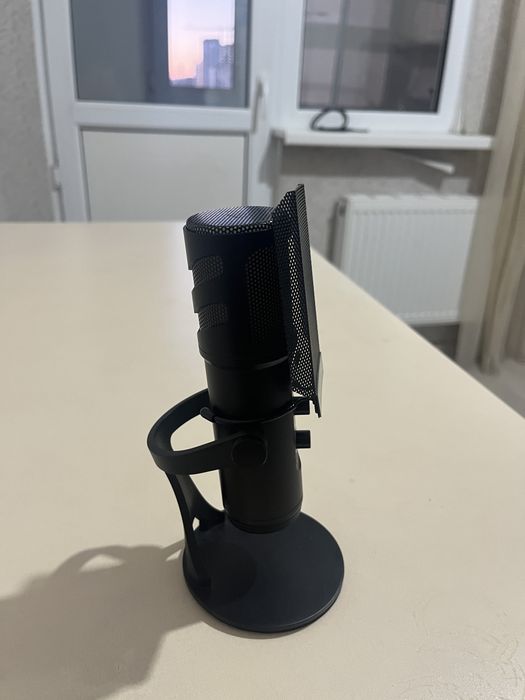 Микрофон студийный