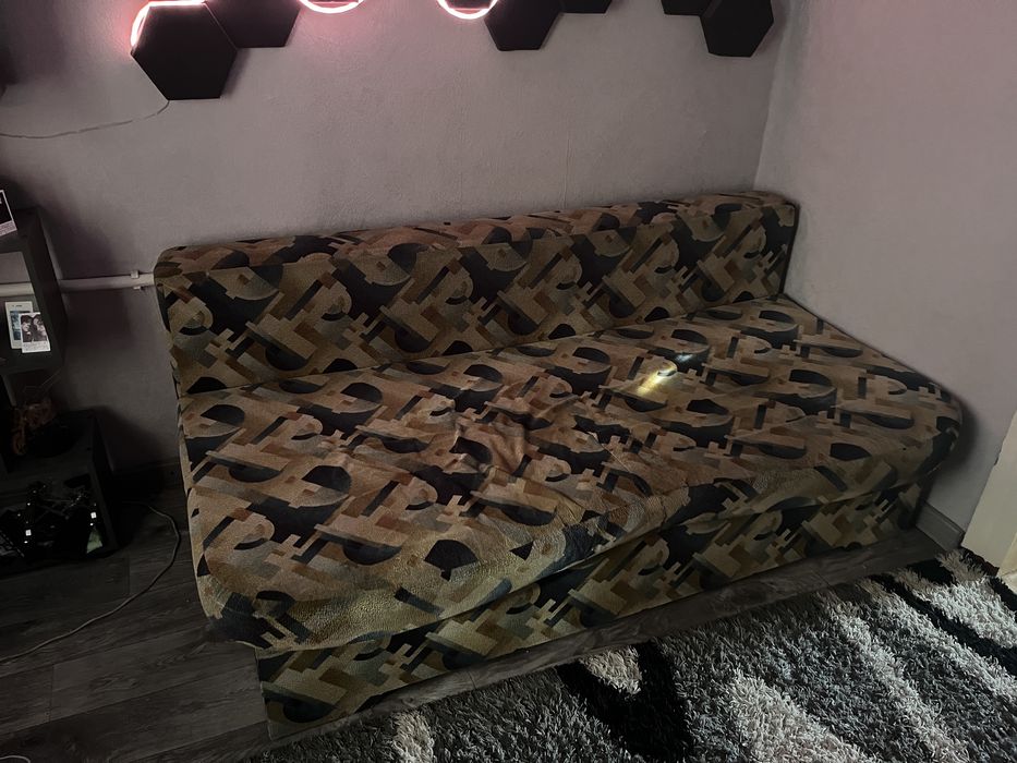 продам хороший диван