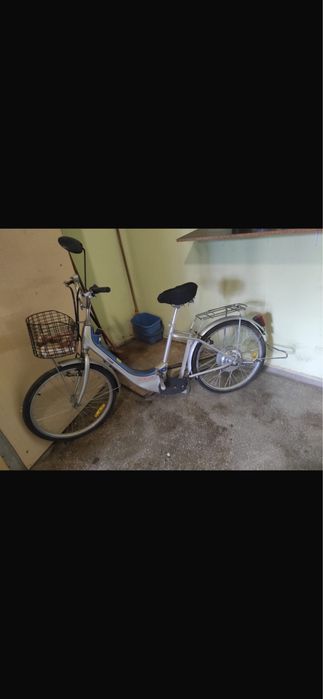 Bicicleta electrica cu acumulator