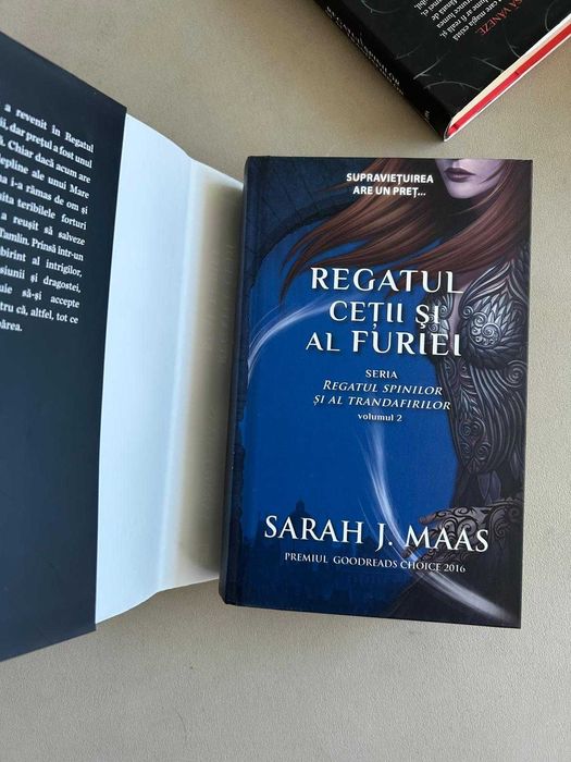 Vol 1,2,3 si nuvela regatul spinilor si al trandafirilor sarah j maas