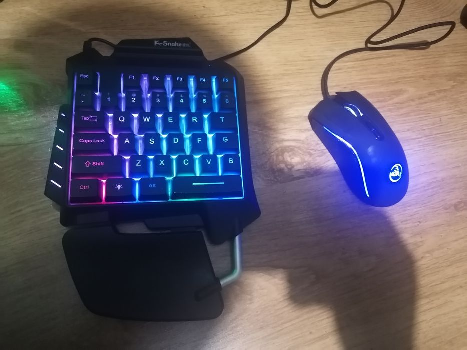 Gaming mouse and keyboard