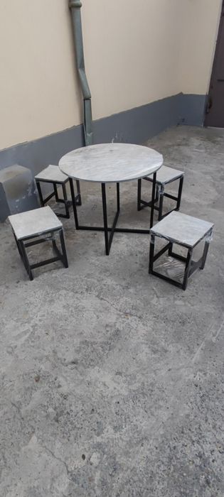 Стол в стиле лофт