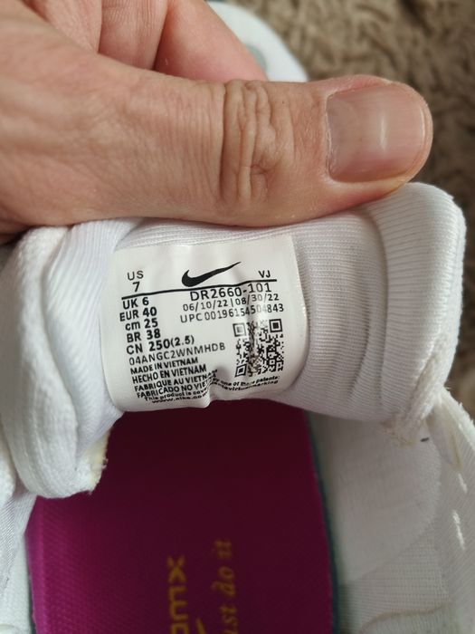 Nike Invincible run 3