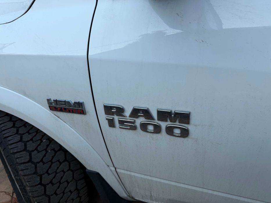 Dodge RAM 1500 Clasic - Laramie - autoutilitara 5.7HEMI