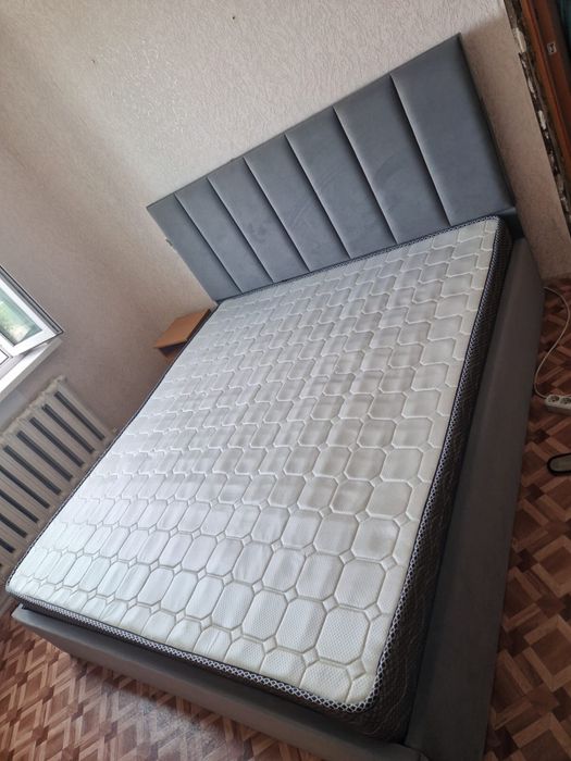 Продам двух спальную коовать Soft