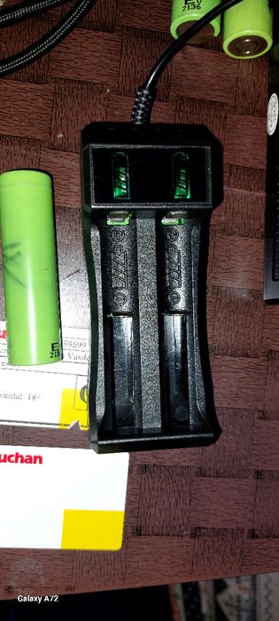 Încărcător baterii 2 sloturi usb
