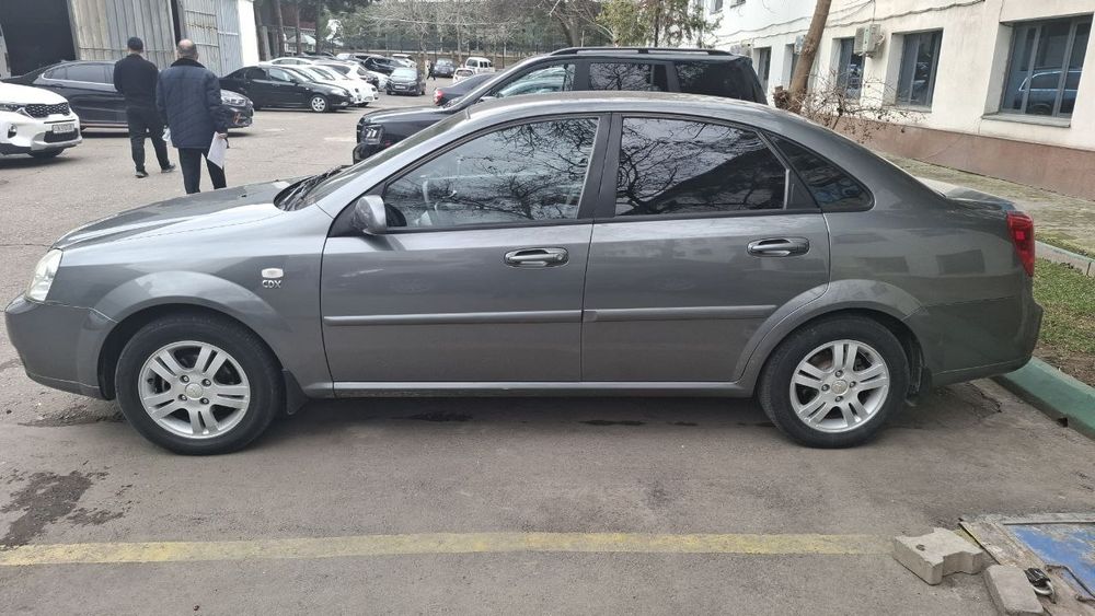 Продаётся Ласетти  1.8