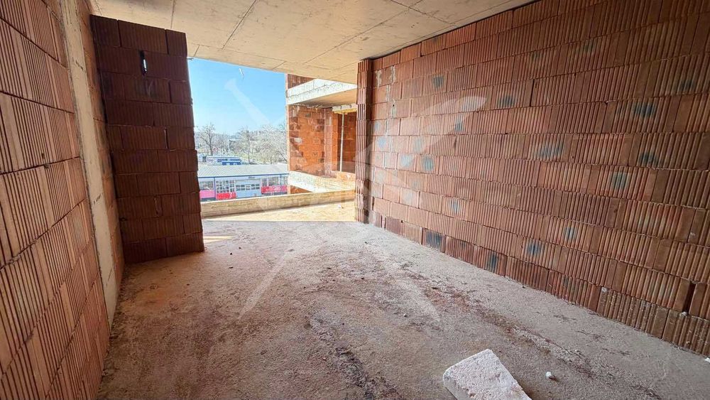 Тристаен апартамент в Кючук Париж 101052