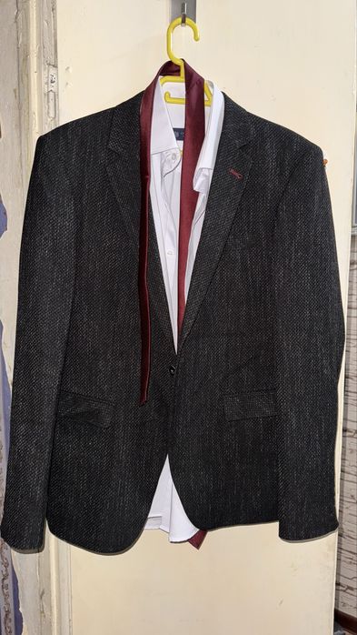 Продам мужской костьюм