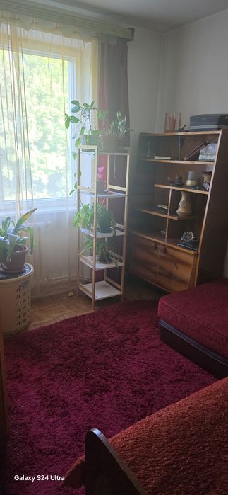 Apartament 4 camere / 2 bai/ 2 balcoane/ boxa/ central/ AC