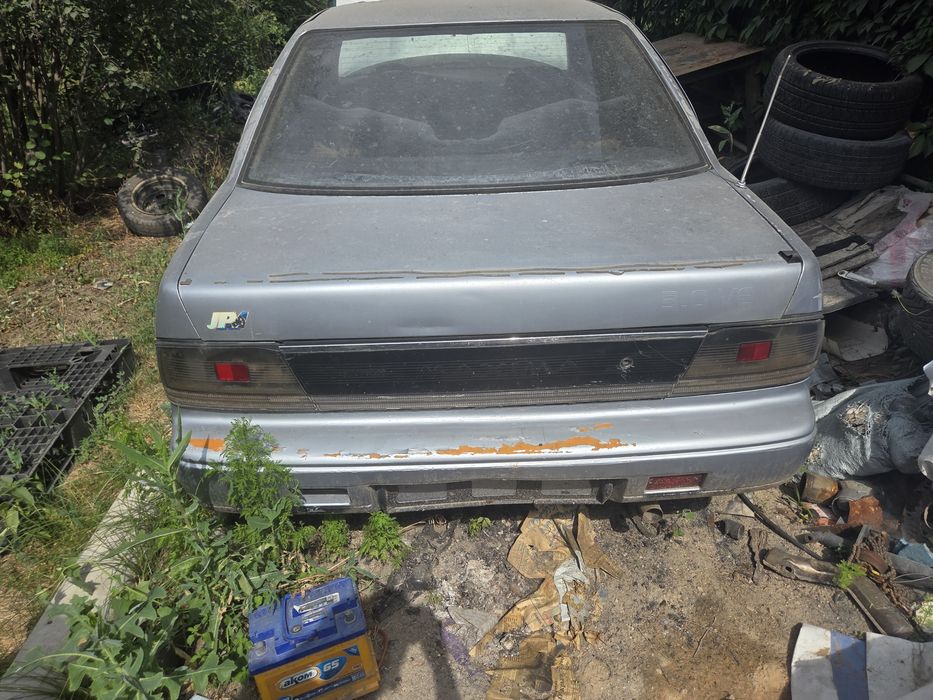 Nissan maxima 1989г