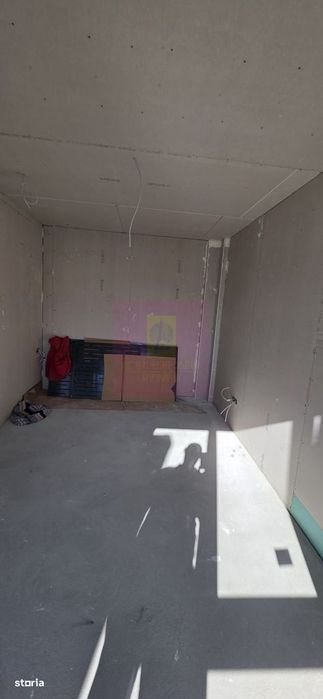 Apartament NOU cu 4 camere de vanzare in Campina