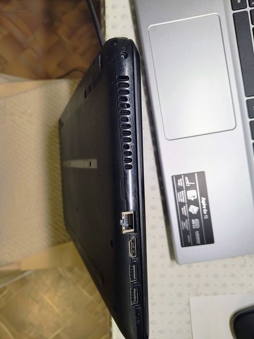 Ноутбук HP / i3 / SSD / Radeon 2GB / Windows 10