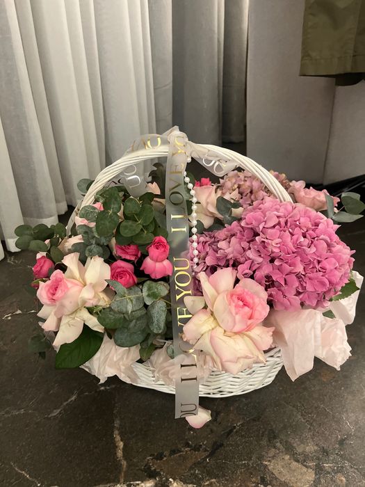 Город Шымкент продается цветы