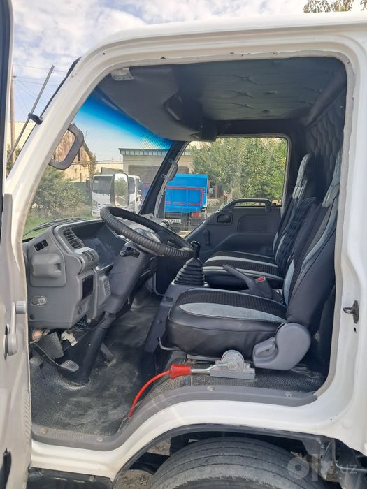 Isuzu sotiladi zavatskoy
