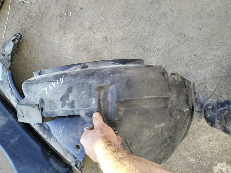 Продам крыло на Ауди А4