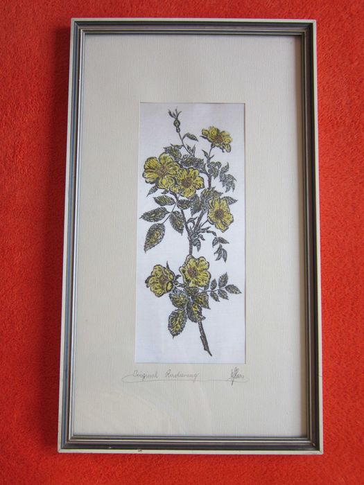 cadou inedit tablou pe matase-flori, botanic,semnat,made Germany'60