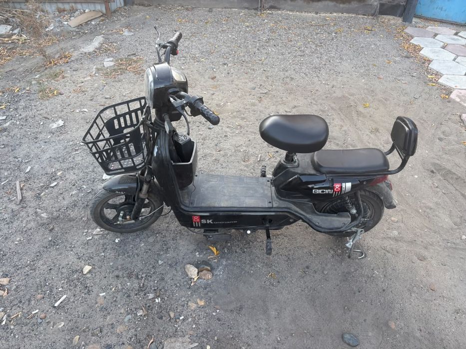 Продам электо велик новый