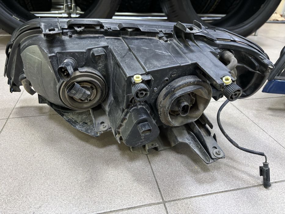 Фары BMW X5 e53 дорест