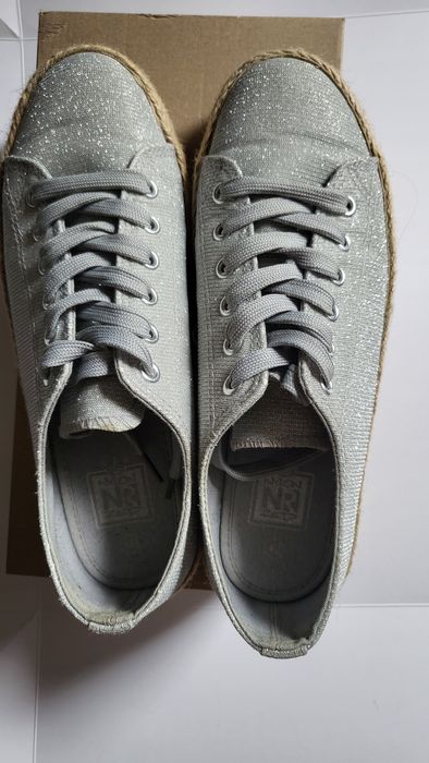 Кецове сребристи