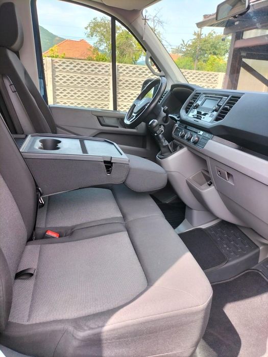 Închiriez autoutilitara/duba,3,5 tone categoria B