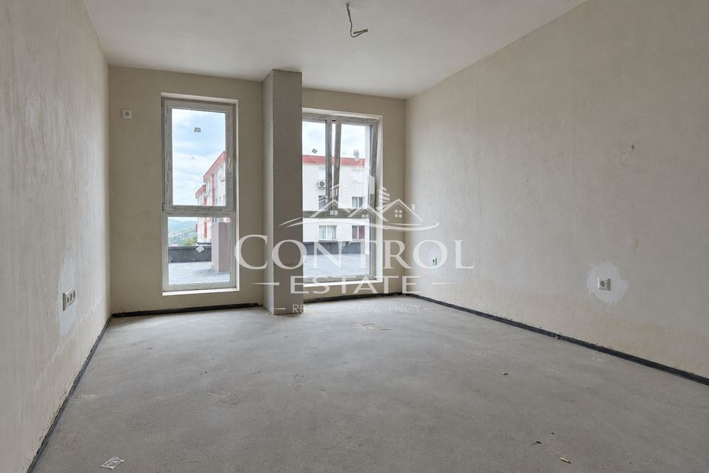 Продава се Тристаен апартамент в Велико Търново, Бузлуджа - 101 кв.м за 1436 €/кв.м - Снимка #4