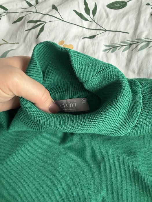 Свитер под горло Lichi