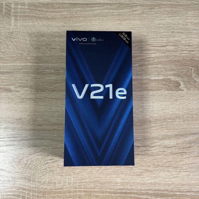 Смартфон Vivo V21e