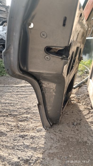 Дверь левая мерс 190 продам.