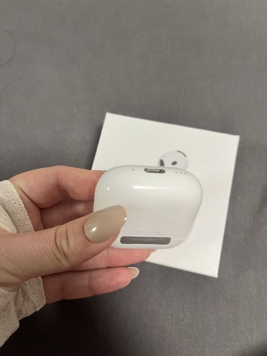 Casti Airpods 4 (2024)