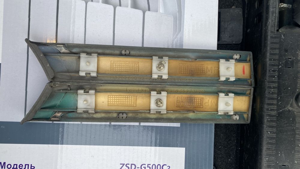 Мерседес W202 гитара молдинг