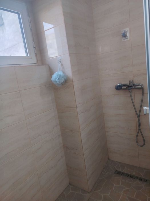 Camera libera într-o zonă linistita