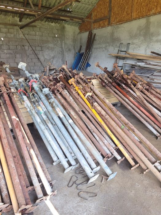 Popi metalici de vânzare