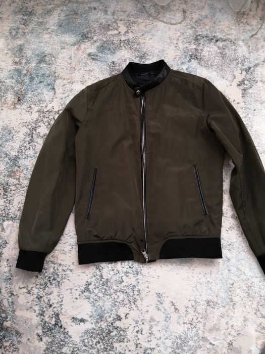 Куртка джинсовая