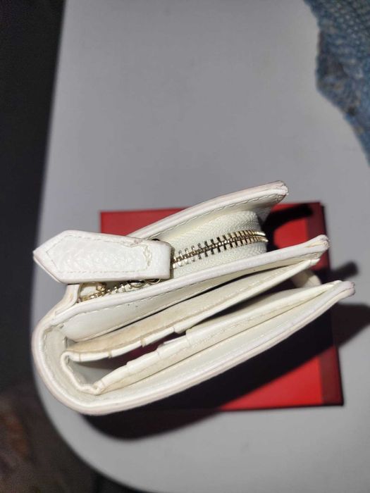 Valentino-оригинален дамски портфейл-10лв