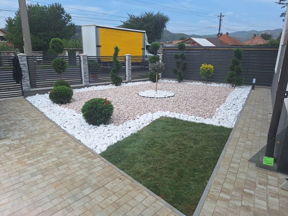 Amenajări grădini de la A la Z Gazon și plante ornamentale