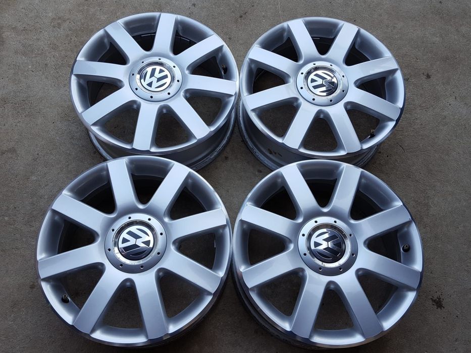 Jante 17 originale vw golf 5 6 7 , 5x112 , 6 j et 48.5