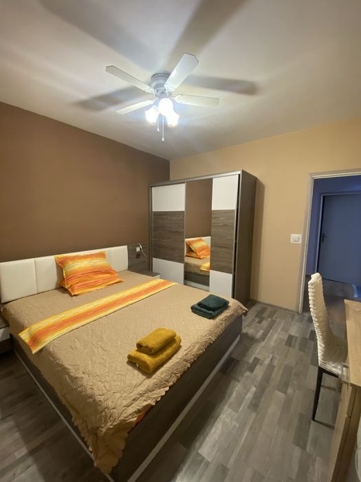 Продава се Четиристаен апартамент в Плевен, Дружба 1 - 90 кв.м за 1800 €/кв.м - Снимка #4