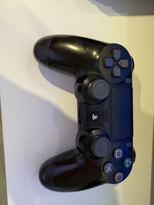 vand 3 jocuri+controler