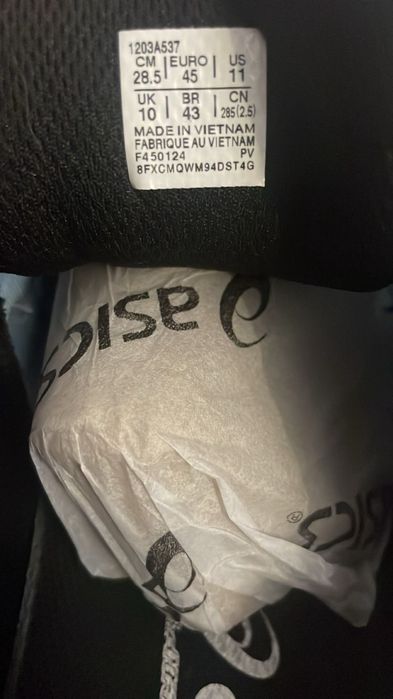 Adidași Asics 44