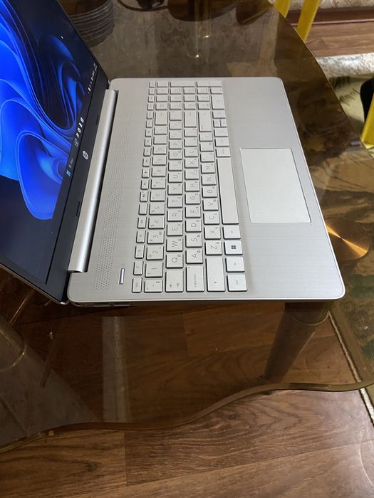 HP ryzen SSD 512gb,ОЗУ 8гб