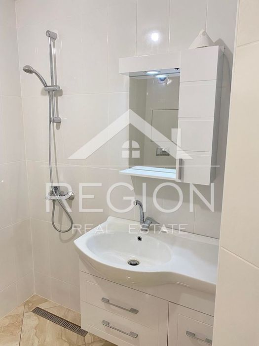 Дава се под наем Двустаен апартамент в Варна, Лятно кино Тракия - 65 кв.м за 494.7 € - Снимка #10