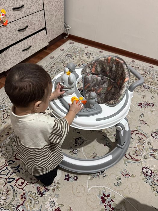 Продается ходунок новый