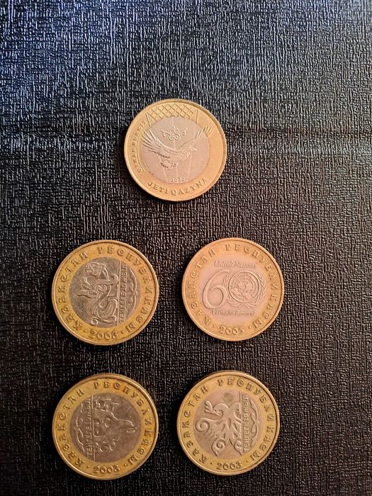 Монеты 100 тенге