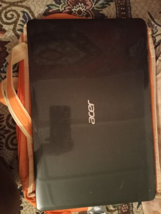 Продам ноутбук срочно